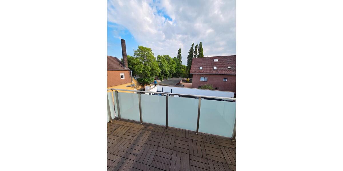 Etagenwohnung Oberhausen Osterfeld - 4 Zimmer, 96 m&sup2;, 1.395&euro; | Angebot:26483504