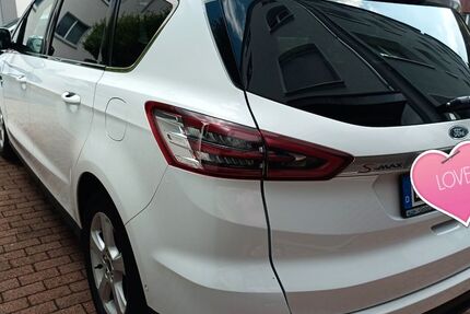 Ford S-Max 193.211 km 13.495 € Essen 45138
