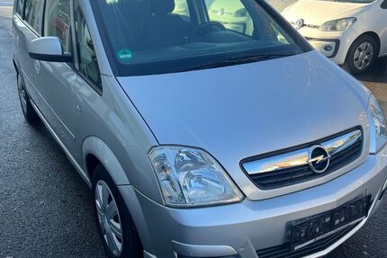 Opel Meriva 163.000 km 1.999 &euro; Recklinghausen 45663