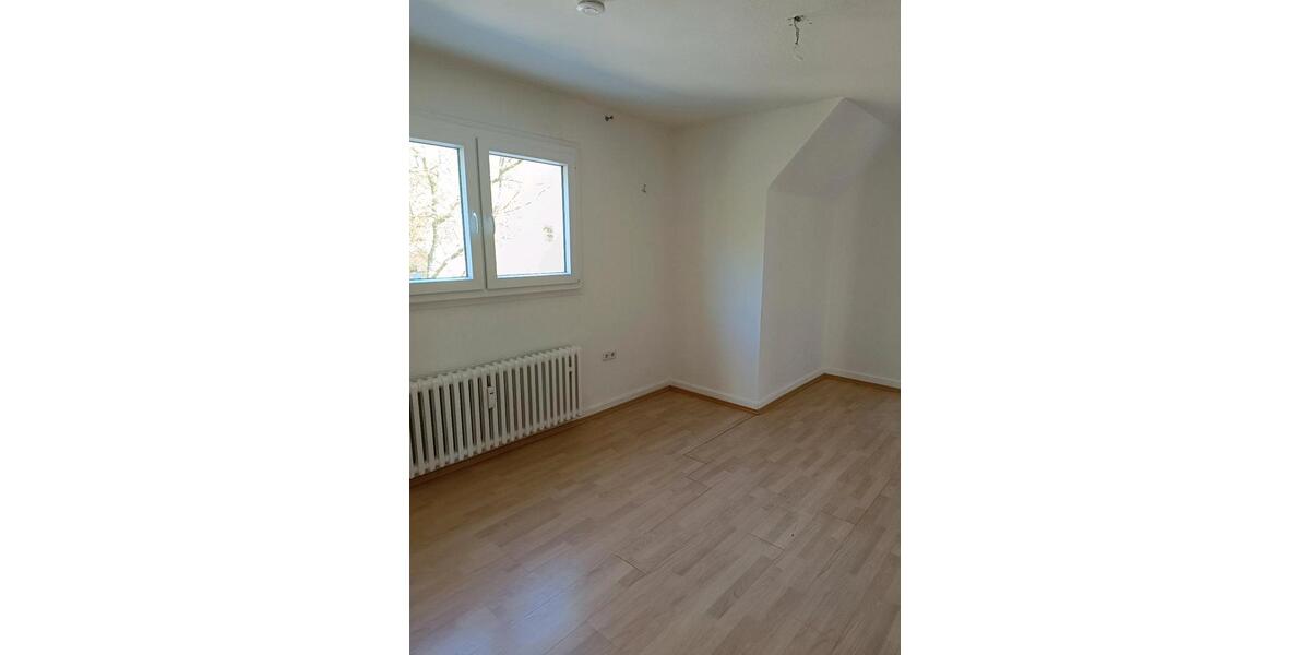 Etagenwohnung Bochum Altenbochum - 3 Zimmer, 83 m&sup2;, 720&euro; | Angebot:26409247