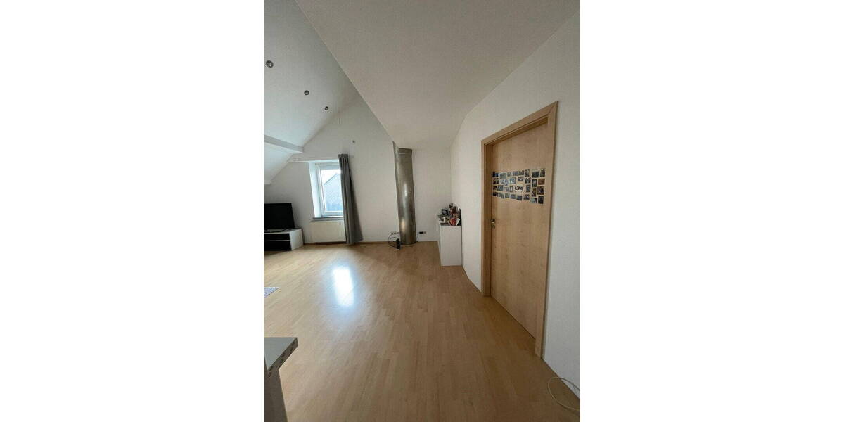 Etagenwohnung Bochum Linden - 3 Zimmer, 89 m&sup2;, 695&euro; | Angebot:26809697
