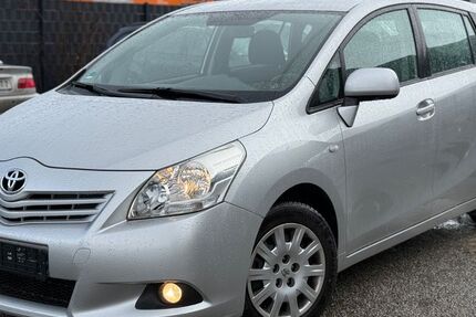 Toyota Verso 154.970 km 4.900 &euro; Essen 45356