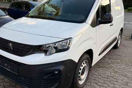 Peugeot Partner 133.313 km 11.290 € Recklinghausen 45661
