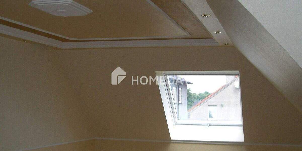 Vermietete Dachgeschosswohnung mit 4 Zimmern und schöner Ausstattung in Herne-Süd 4 zimmer