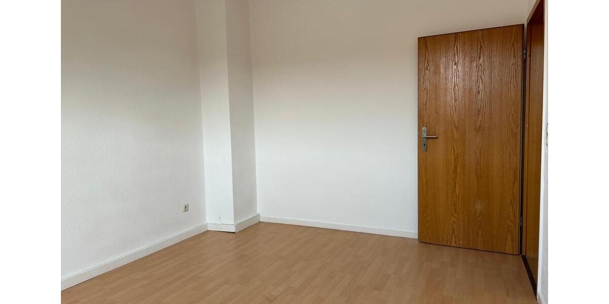 Dachgeschoßwohnung Bochum Höntrop - 3 Zimmer, 52 m&sup2;, 400&euro; | Angebot:25749473