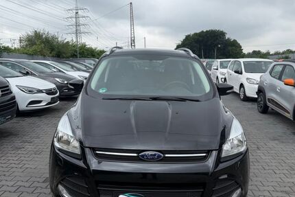 Ford Kuga 166.275 km 9.000 € Bottrop 46238