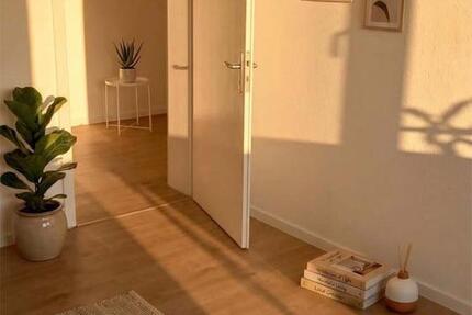 Wohnung Gelsenkirchen Ückendorf - 4 Zimmer, 75 m&sup2;, 562&euro; | Angebot:25782969