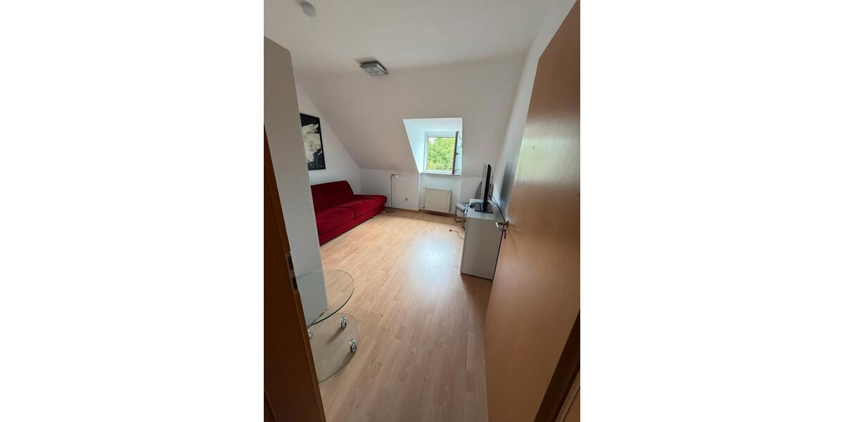 Dachgeschoßwohnung Hagen Hagen-Mitte - 1 Zimmer, 32 m&sup2;, 400&euro; | Angebot:26671688