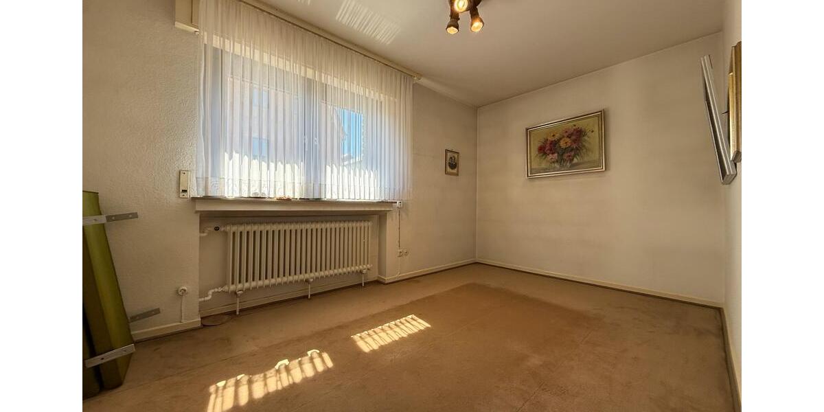 Einfamilienhaus Gladbeck - 7 Zimmer, 185 m&sup2;, 2.600&euro; | Angebot:26397453
