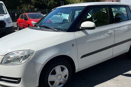 Skoda Fabia 182.449 km 1.499 &euro; Oberhausen 46045