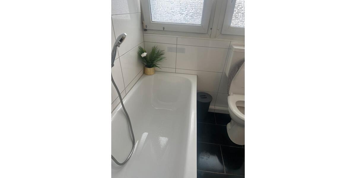 Dachgeschoßwohnung Oberhausen Biefang - 3.5 Zimmer, 78 m&sup2;, 750&euro; | Angebot:24480098