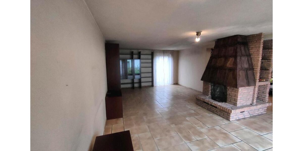 Einfamilienhaus mit Garten und Garage innenstadtnah 7 zimmer