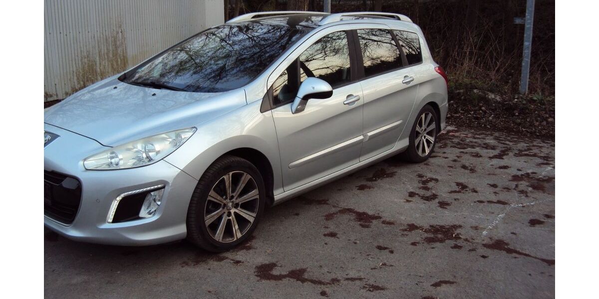 Peugeot 308 190.000 km 3.200 &euro; Hagen 58091