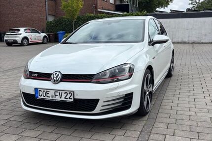 VW Golf 107.000 km 13.650 € Olfen 59399