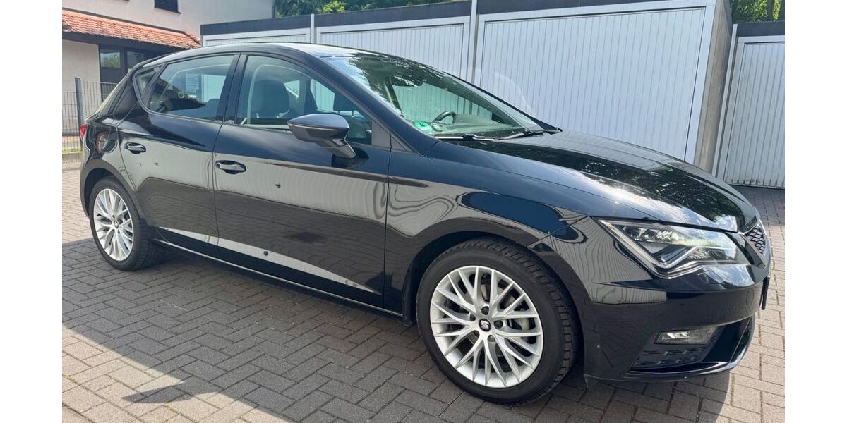 Seat Leon 79.000 km 13.990 &euro; Castrop-Rauxel 44575