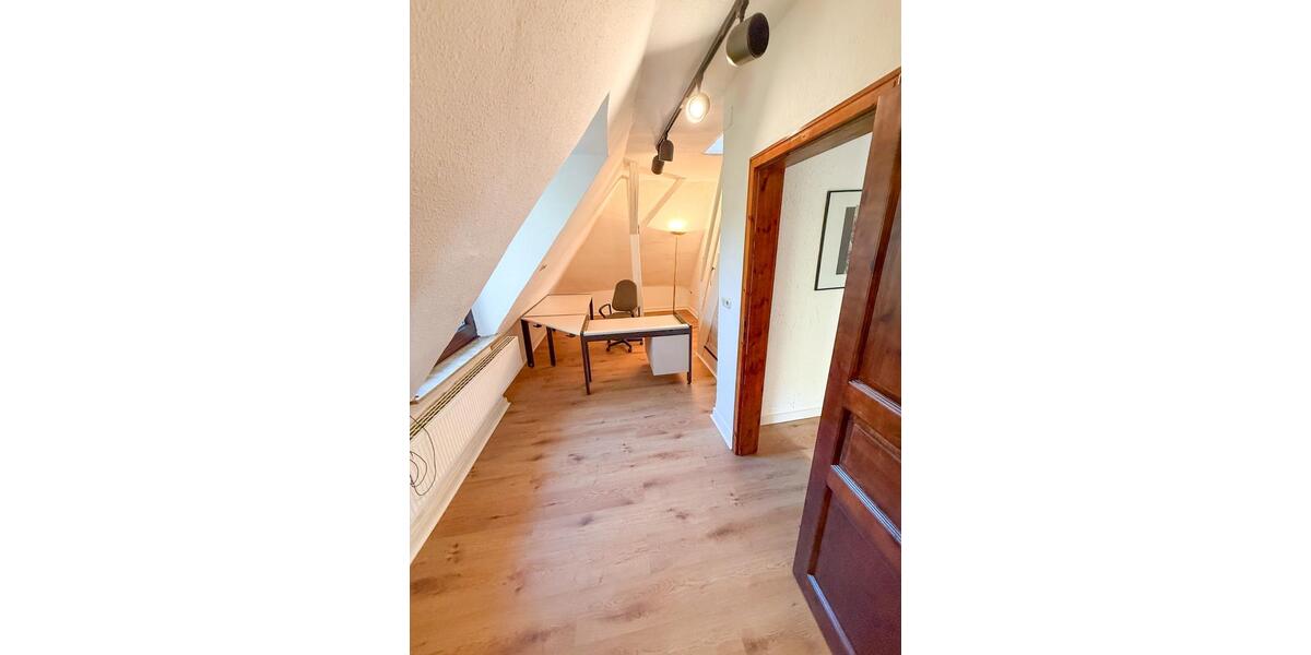 Maisonettenwohnung Hagen Hagen-Mitte - 7.5 Zimmer, 204 m&sup2;, 310.000&euro; | Angebot:26694151