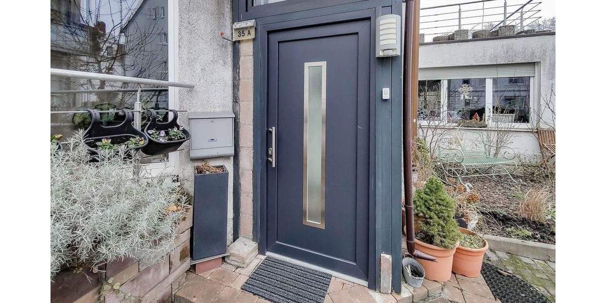 340m² - Photovoltaik - Ladesäule - Garage - Neue Heizung - Wintergarten 5 zimmer