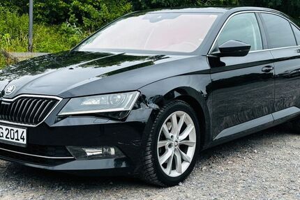 Skoda Superb 190.000 km 13.400 &euro; Wuppertal 42115