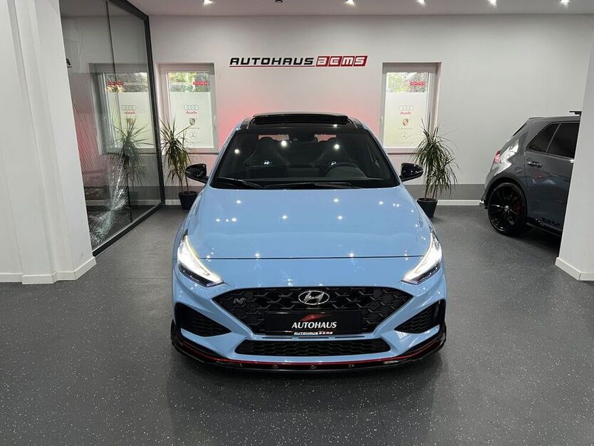 i30