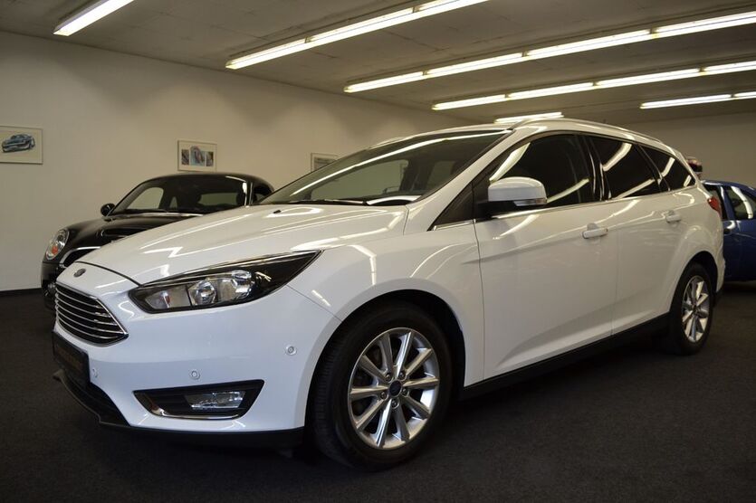 Ford Focus 159.600 km 7.990 € Mülheim-Speldorf 45478