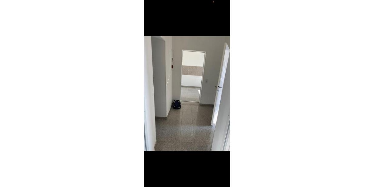 Schöne helle Wohnung 2 zimmer