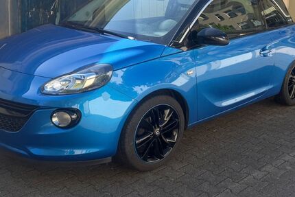 Opel Adam 95.000 km 7.900 &euro; Essen 45144