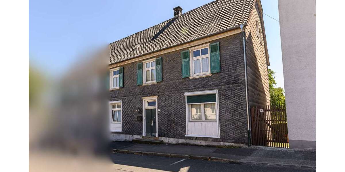 Einfamilienhaus Ennepetal - 7 Zimmer, 219 m&sup2;, 225.000&euro; | Angebot:27408725