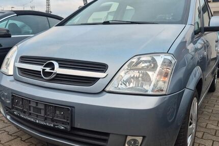 Opel Meriva 156.220 km 1.499 &euro; Essen 45326