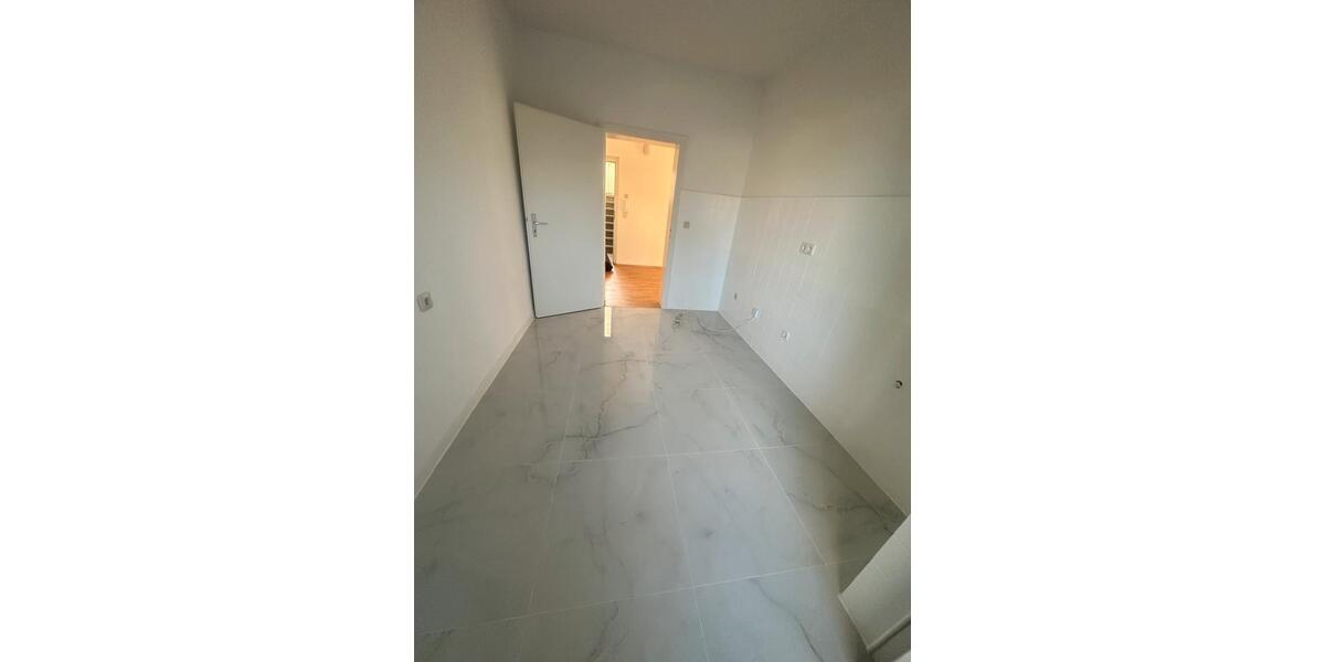 Etagenwohnung Dortmund Gartenstadt - 3 Zimmer, 82 m&sup2;, 999&euro; | Angebot:25719981