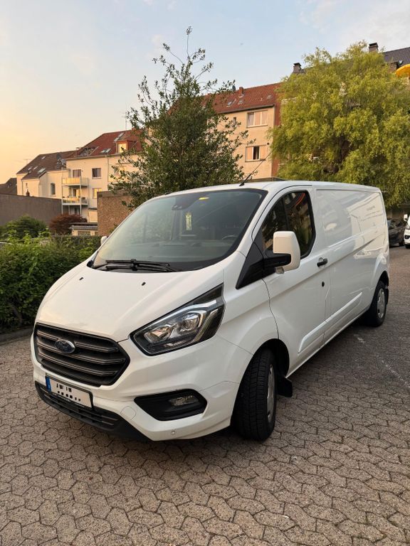 Ford Transit Custom 141.582 km 15.999 € Mülheim an der Ruhr 45472