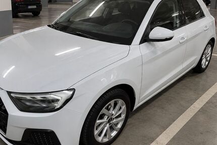 Audi A1 18.500 km 22.400 &euro; Oberhausen (Bermensfeld) 46047