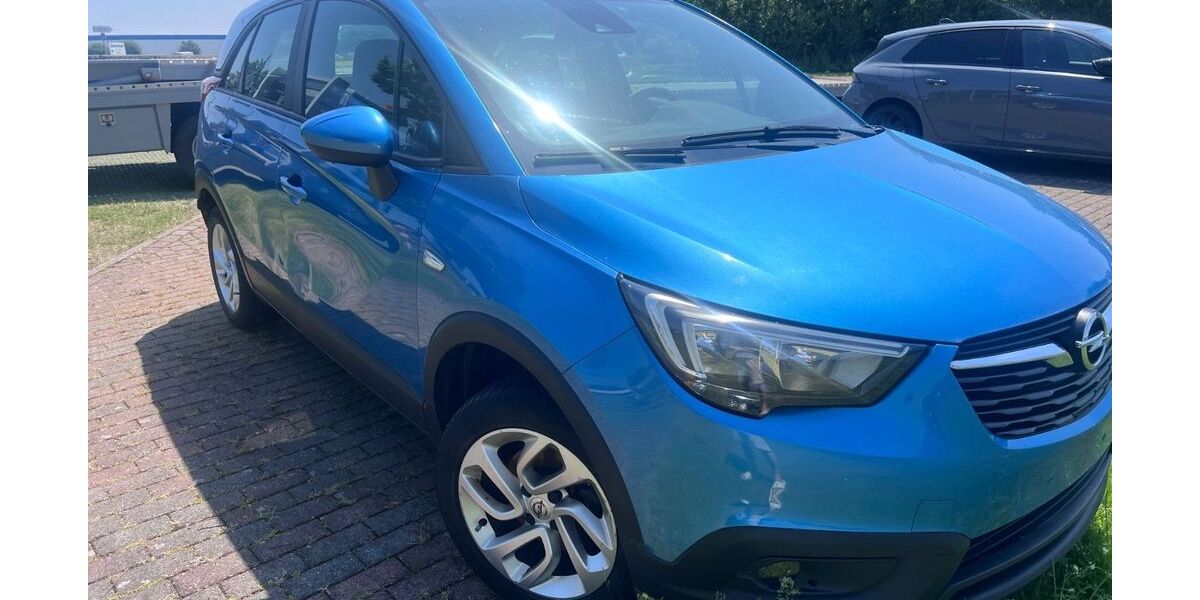 Opel Crossland (X) 123.000 km 5.980 &euro; Recklinghausen 45657