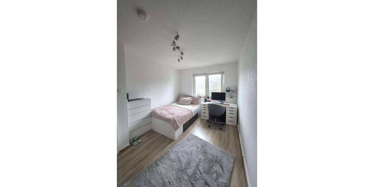 Lichtdurchflutete 3,5 Zimmer Wohnung in Herne-Mitte zu vermieten 3.5 zimmer