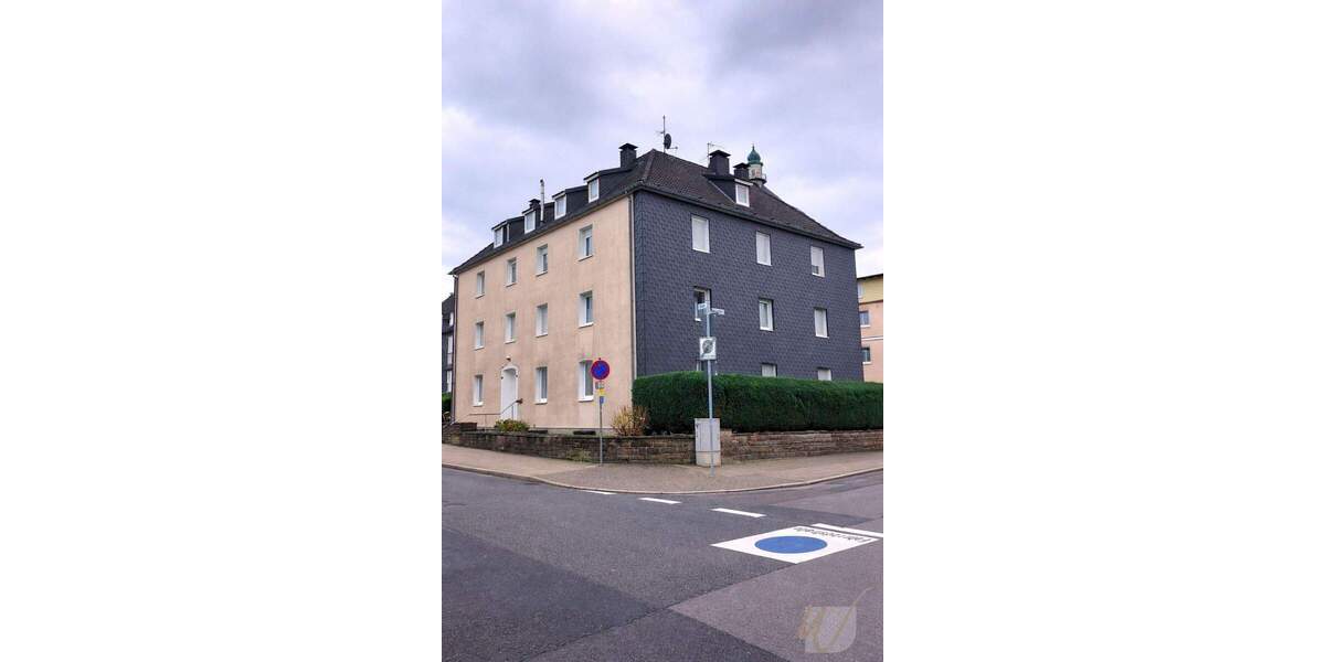 Etagenwohnung Velbert Mitte - 5 Zimmer, 119 m&sup2;, 149.000&euro; | Angebot:25682147