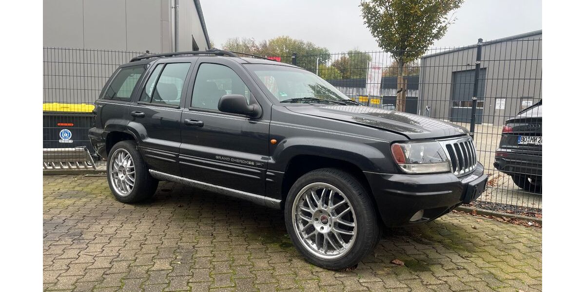 Jeep Grand Cherokee 228.000 km 2.950 &euro; Bochum 44809
