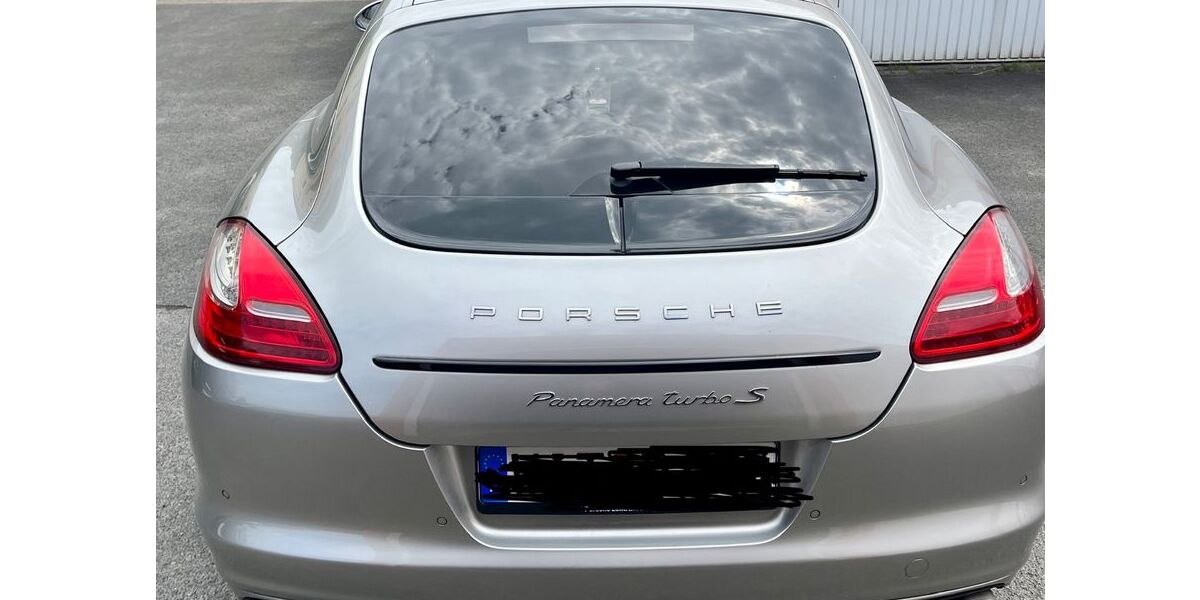 Porsche Panamera 63.000 km 39.999 &euro; Dortmund 44369