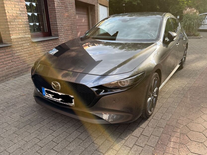 Mazda 3 58.500 km 22.000 € Gelsenkirchen 45899