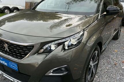 Peugeot 5008 114.210 km 16.998 &euro; Wuppertal 42327