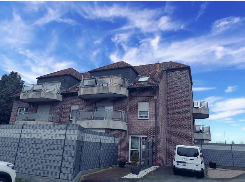 Haus zum Kaufen in Oberhausen 349.000 € 98 m²