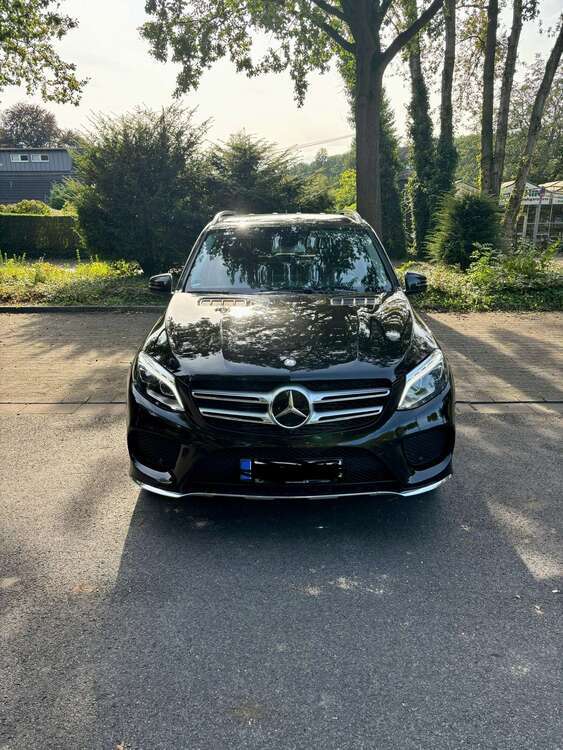 Mercedes-Benz GLE 350 253.152 km 25.000 € Gelsenkirchen 45896