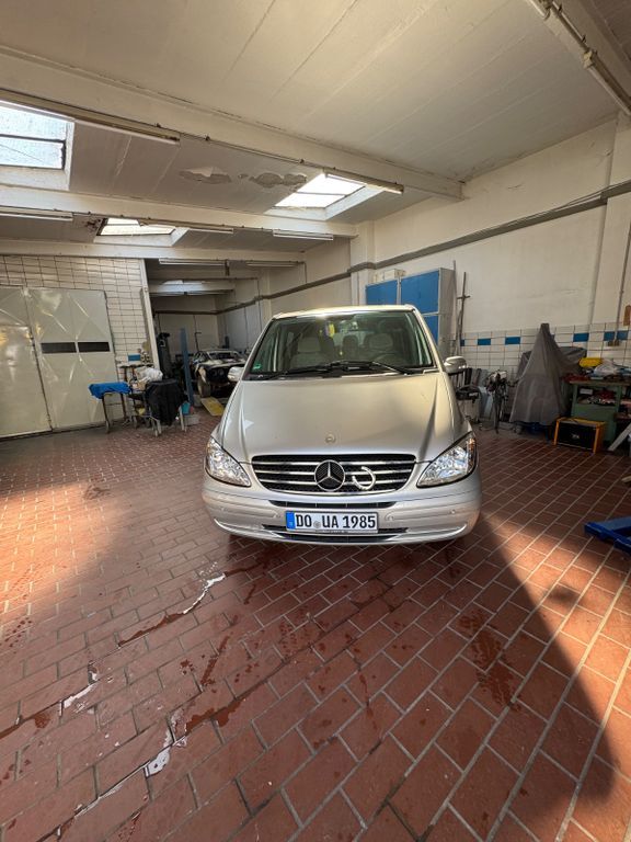 Mercedes-Benz Viano 213.000 km 9.000 € Dortmund 44263
