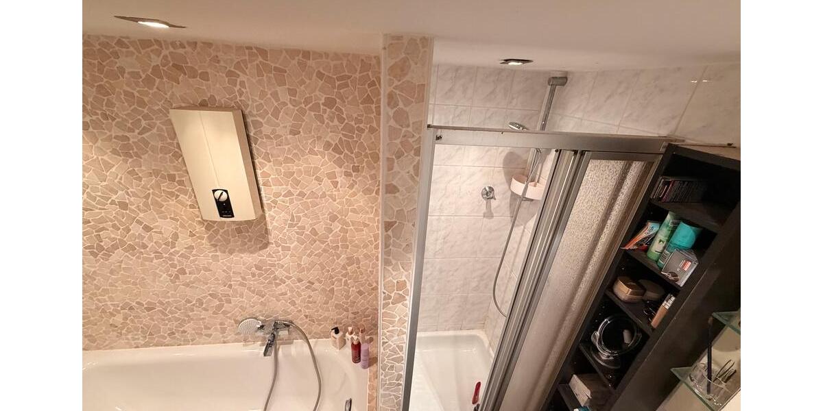 Erdgeschoßwohnung Essen Huttrop - 3 Zimmer, 68 m&sup2;, 169.000&euro; | Angebot:25757602