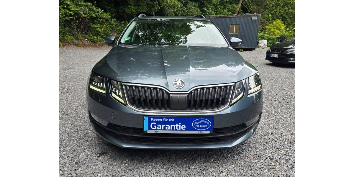 Skoda Octavia 128.500 km 11.699 &euro; Wuppertal 42115