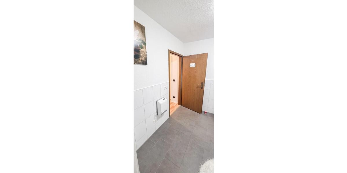 Dachgeschoßwohnung Bottrop Feldhausen - 3.5 Zimmer, 85 m&sup2;, 540&euro; | Angebot:25655187
