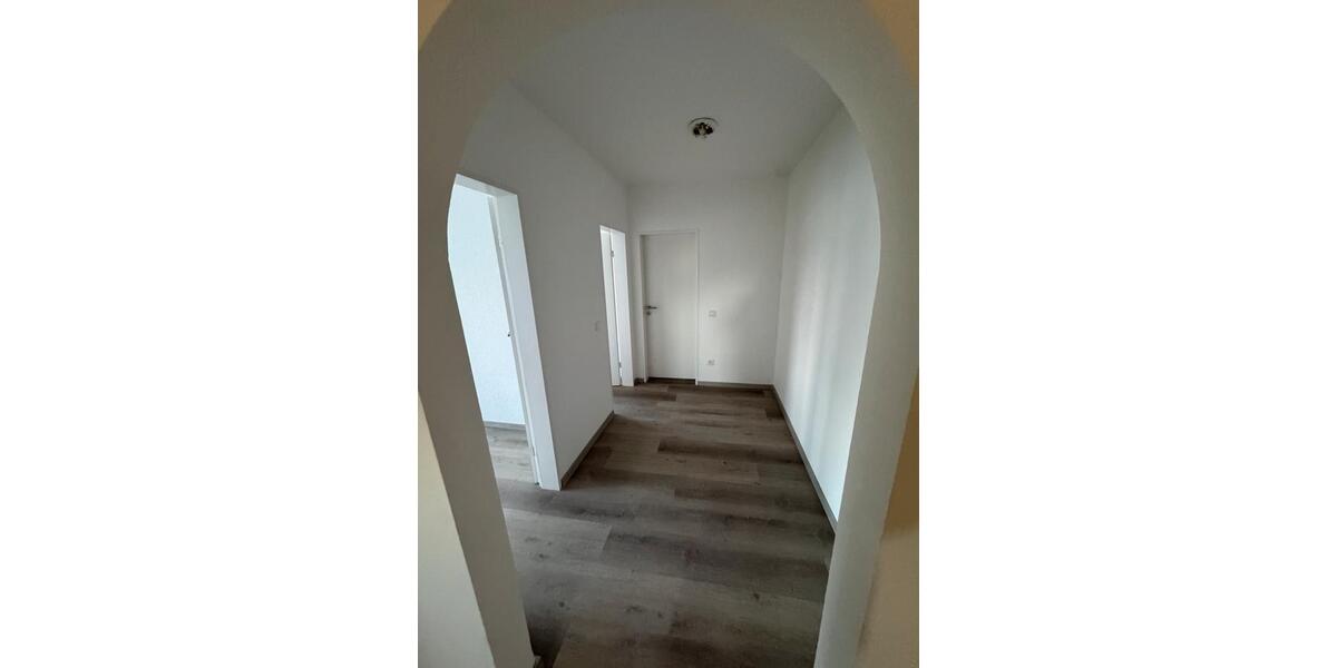 Etagenwohnung Gelsenkirchen Gelsenkirchen-Nord - 1 Zimmer, 100 m&sup2;, 900&euro; | Angebot:25656524