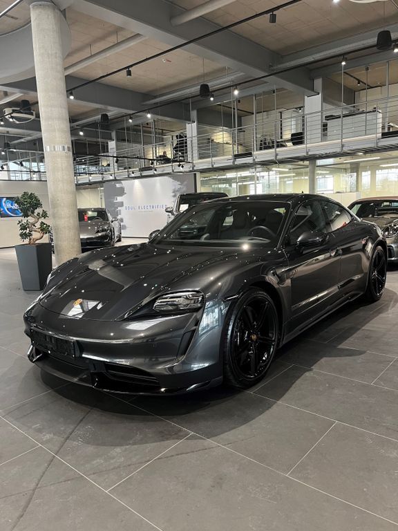 Porsche Taycan 20.500 km 91.500 € Dortmund 44329
