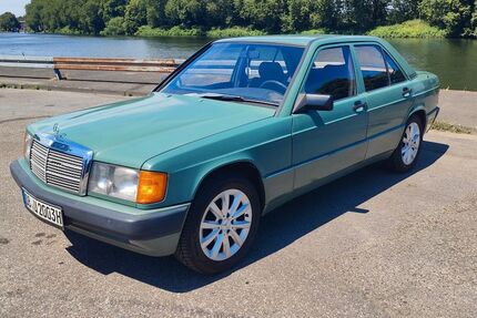 Mercedes-Benz 190 195.000 km 4.000 &euro; Mülheim an der Ruhr 45473