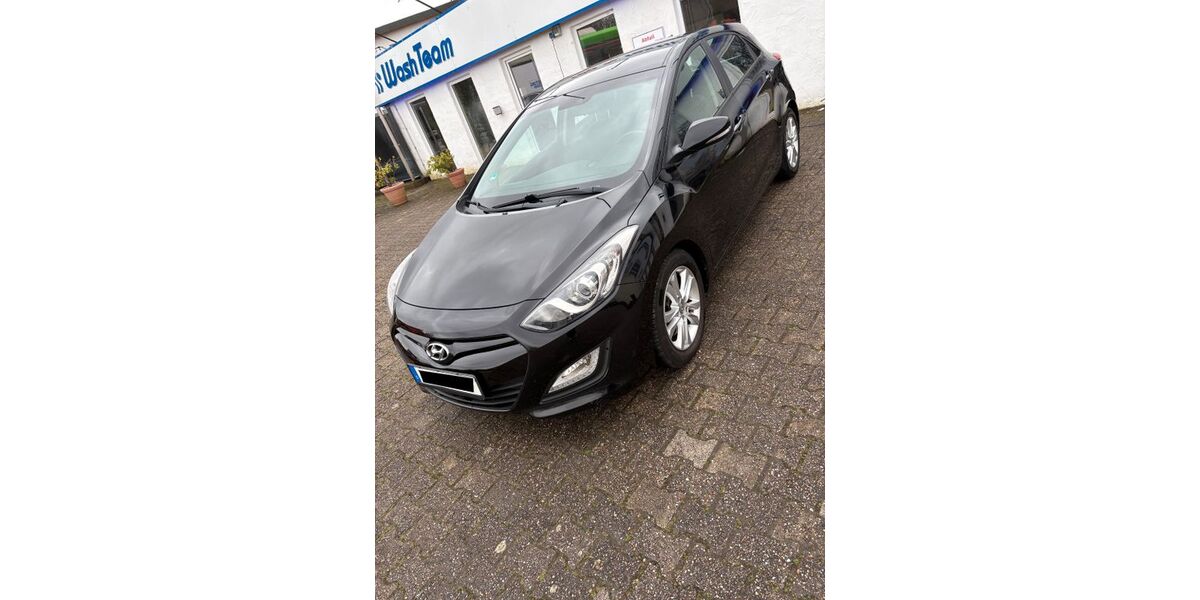 Hyundai i30 158.825 km 6.490 &euro; Bochum 44879