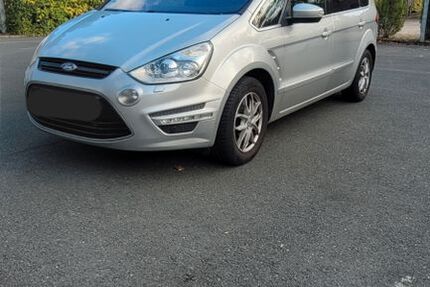 Ford S-Max 237.000 km 5.900 € Gelsenkirchen 45886