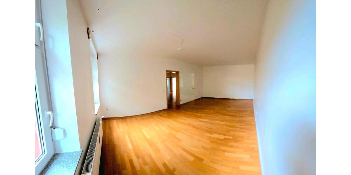 Etagenwohnung Herne Wanne-Bickern - 5 Zimmer, 140 m&sup2;, 2.200&euro; | Angebot:27577487